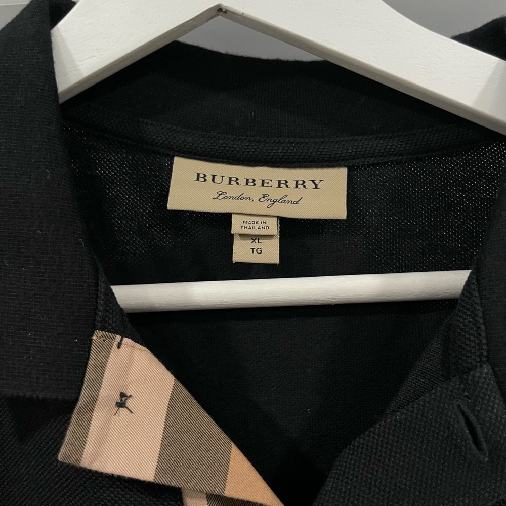 Burberry London, England Collared (Polo) Short Sleeve Shirt - Black Size XL - Picture 2 of 4